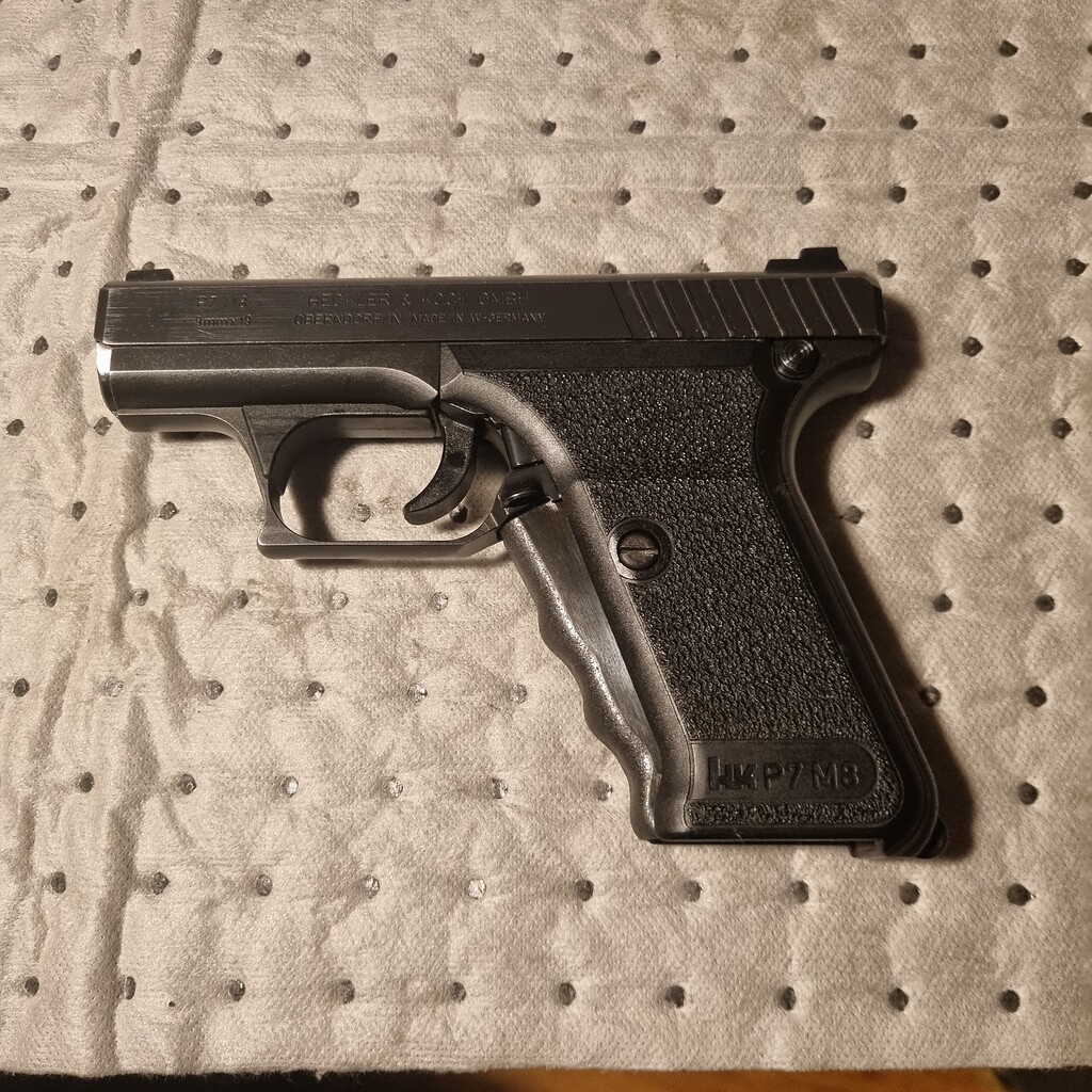 *såld* Heckler & Koch P7 Vapen säljes
