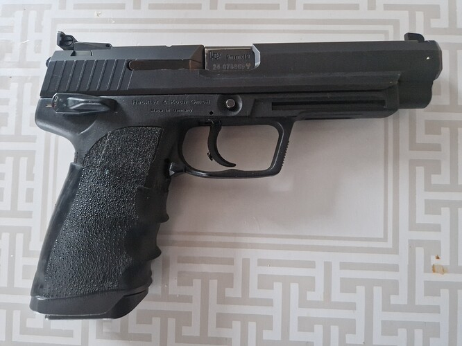 pistol 1