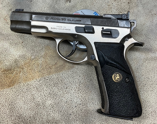 CZ 85