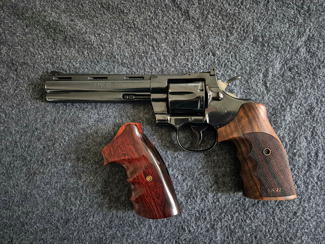Colt Python-1