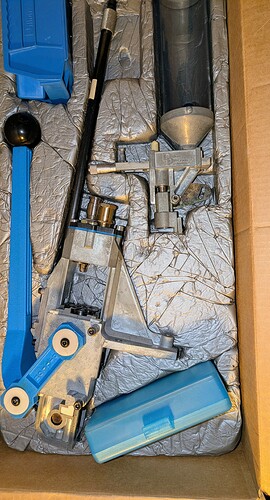 PXL_20251117_200629251.RAW-01.COVER~2