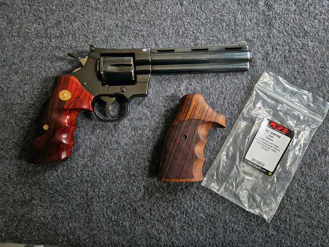 Colt Python-Nill