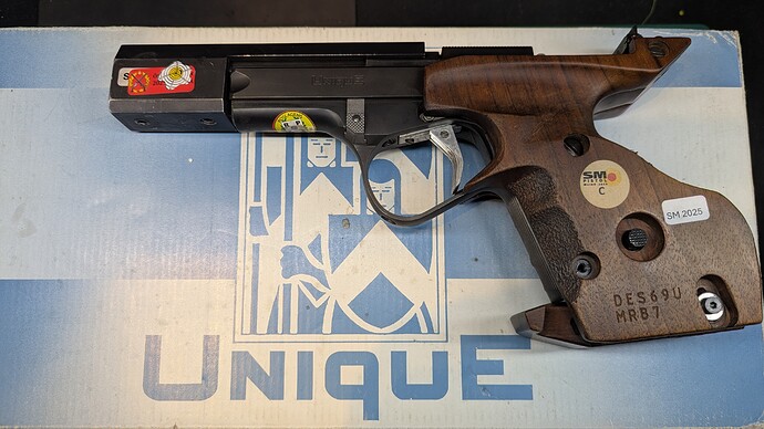 PXL_20251225_183607829