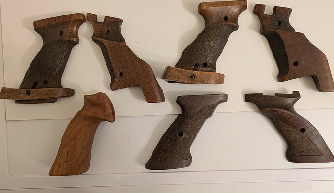 PXL_20251119_201244579.RAW-01.COVER~2