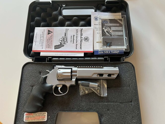 7a9e040b-bc3e-463c-84a4-9a9d63073412